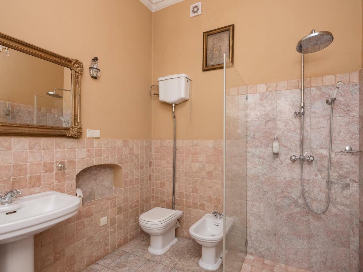 Boutique Residence - Rynek 16 Люблин Екстериор снимка
